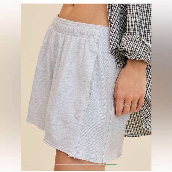NWT Aerie Let Loose Fleece Shortie In Light Heather Grey Sz XS. - Picture 5 of 12